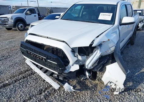 2023 Toyota Tacoma Trail Edition z USA, uszkodzony, nr VIN 3TMCZ5AN2PM606028